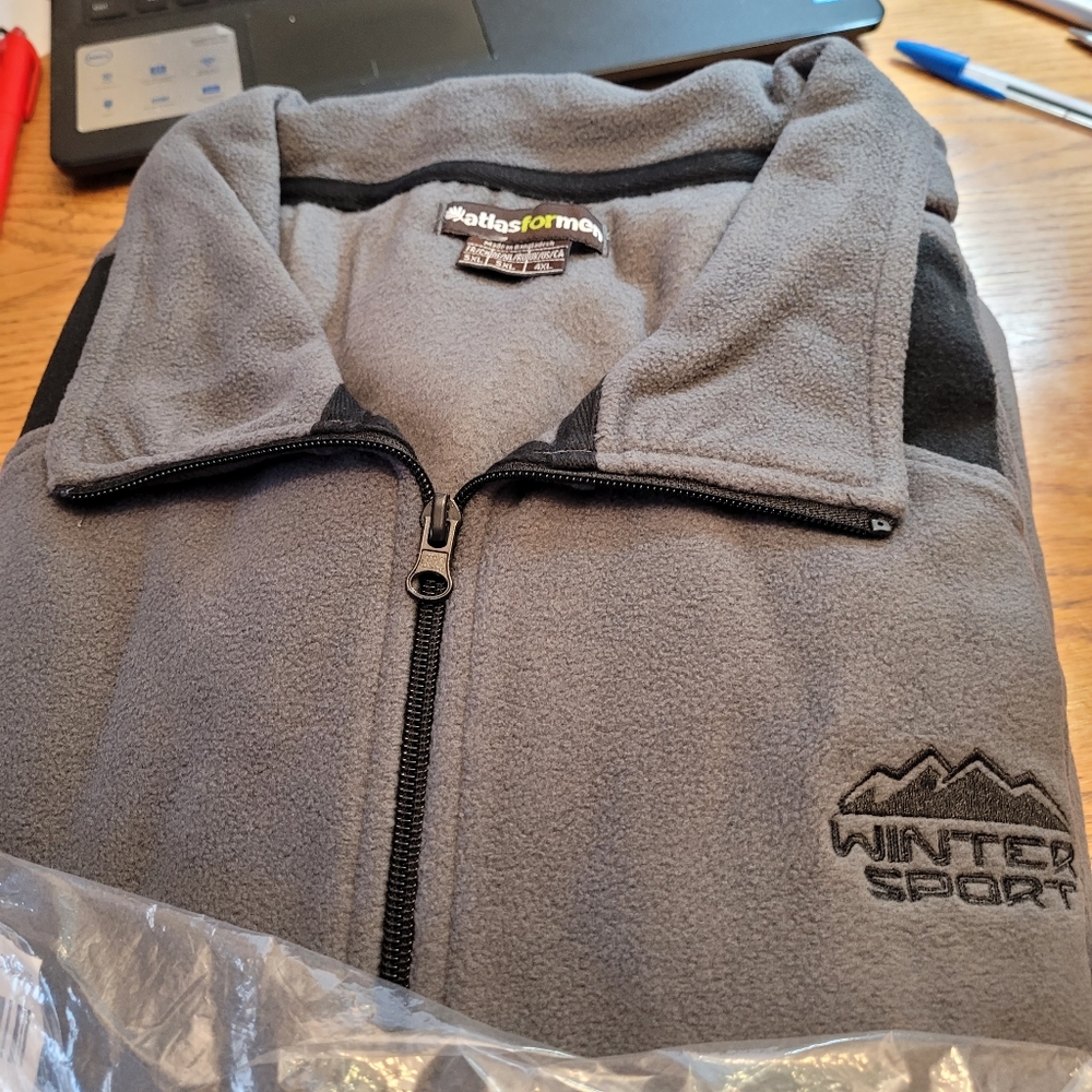 BIG MAN'S SWEATSUIT